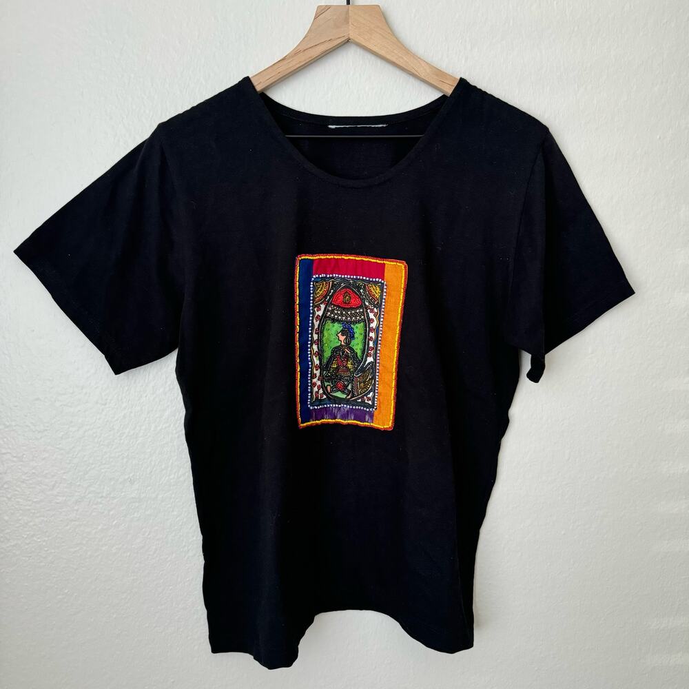 Vintage Womens Black Black Beaded Queen T-Shirt Boho Short Sleeve  Size Small
